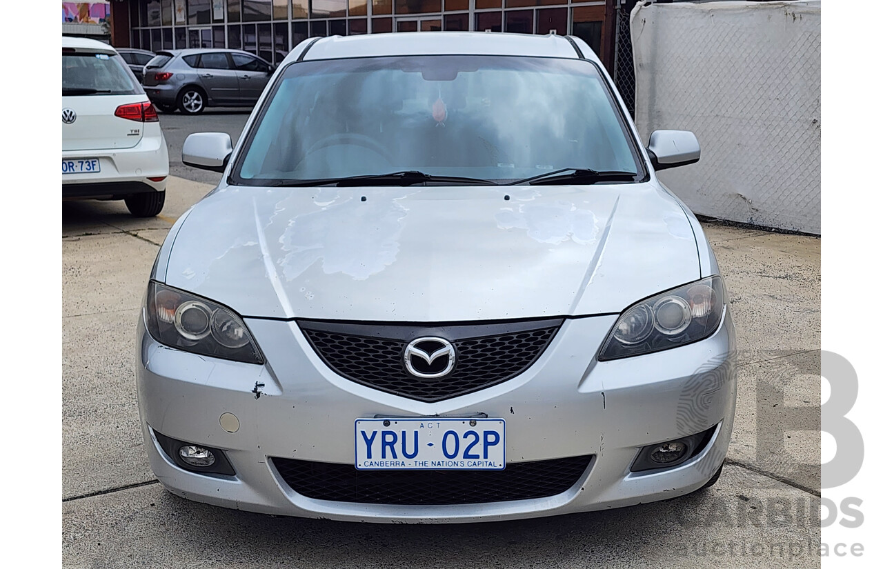 11/2004 Mazda Mazda3 MAXX Sport BK 4d Sedan Silver 2.0L