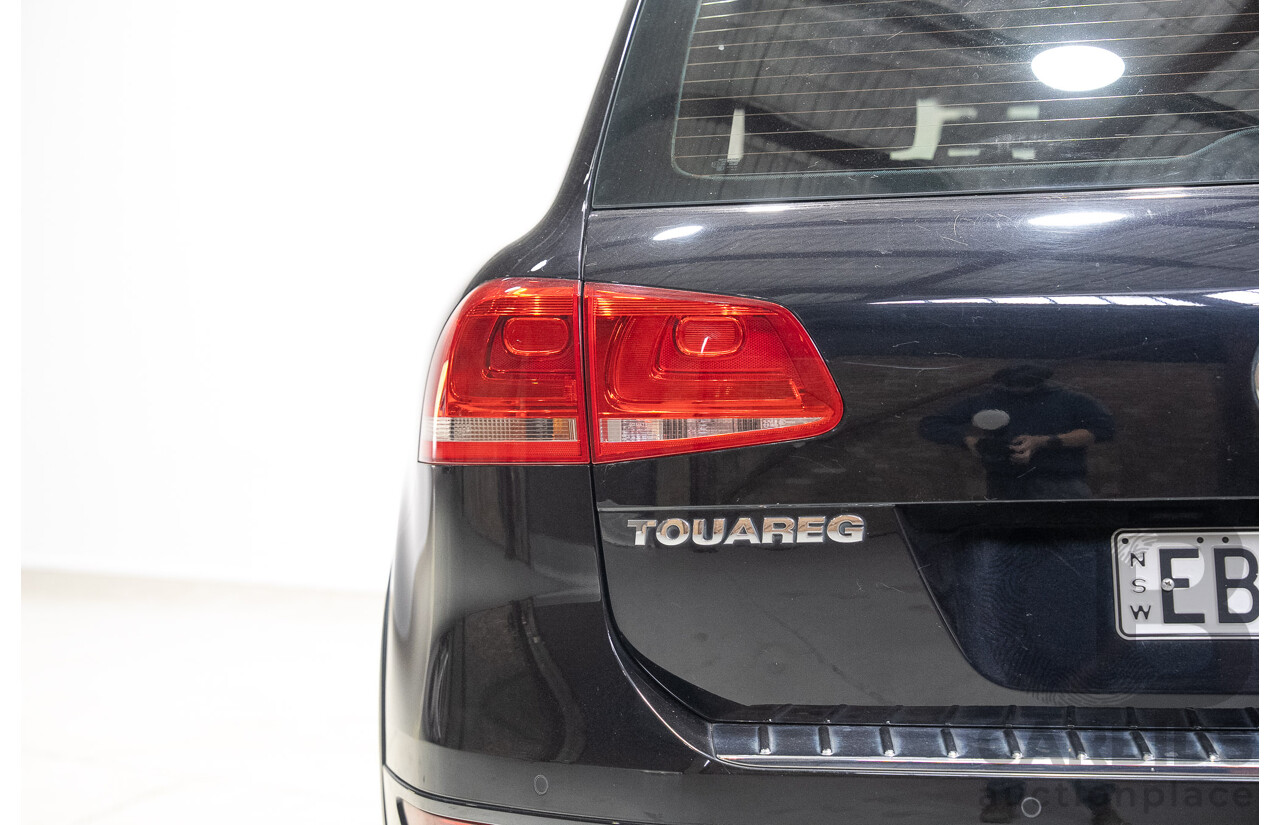 07/2012 Volkswagen Touareg V6 TDI (AWD) 7P MY12 4d Wagon Titanium Black 3.0L