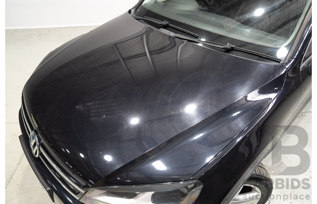 07/2012 Volkswagen Touareg V6 TDI (AWD) 7P MY12 4d Wagon Titanium Black 3.0L