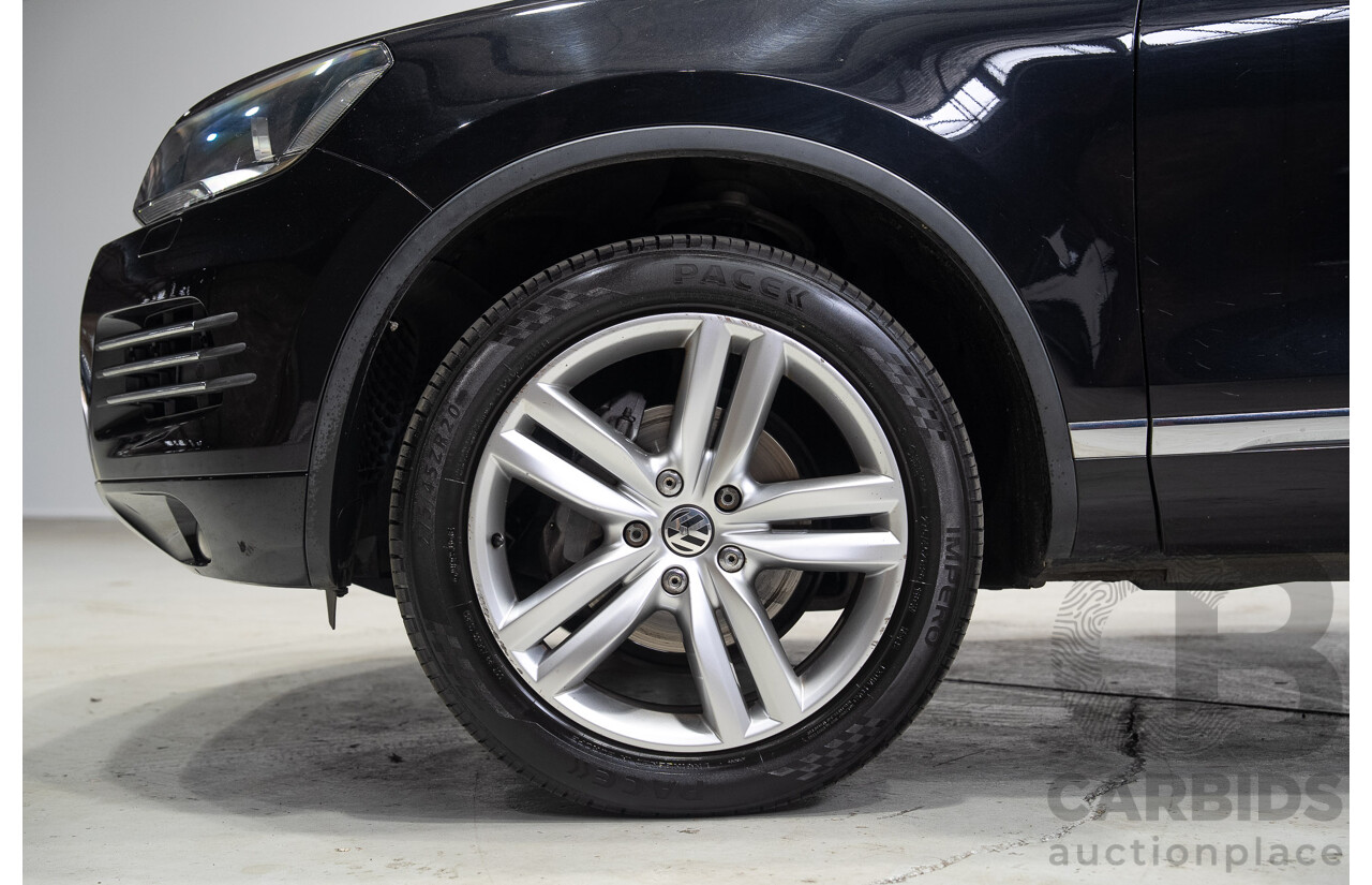 07/2012 Volkswagen Touareg V6 TDI (AWD) 7P MY12 4d Wagon Titanium Black 3.0L