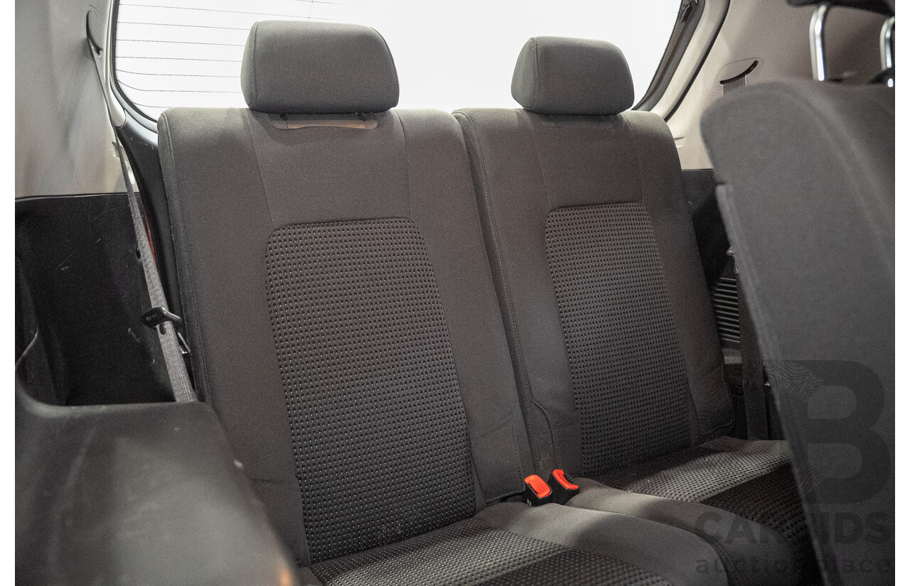11/2014 Holden Captiva 7 LS CG MY15 4D Wagon Red 2.4L 7 Seats