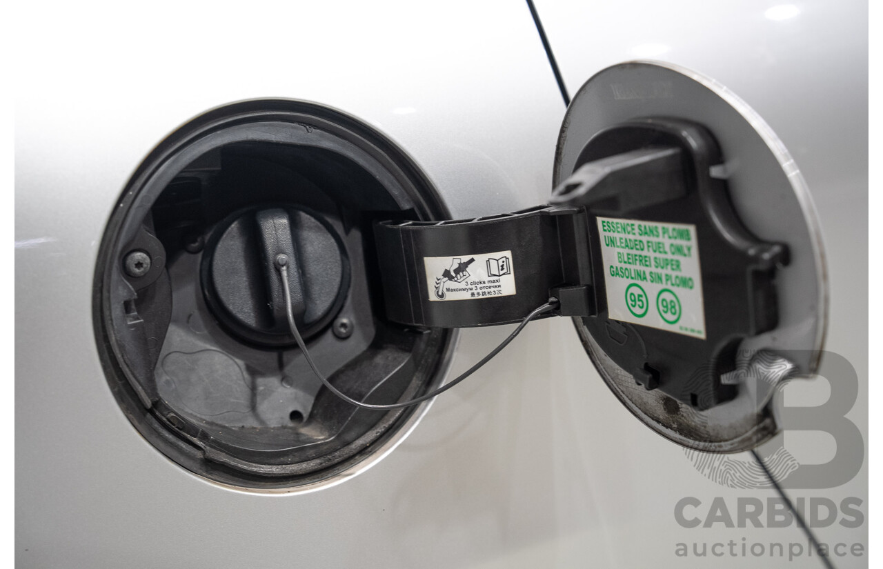 08/2016 Renault Clio Expression  X98 5d Hatchback Grey Turbo 1.2L