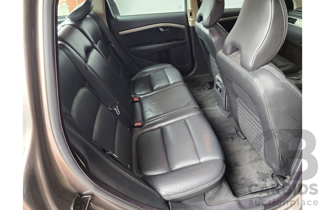 02/2008 Volvo Xc70 D5 BZ 4d Wagon Grey 2.4L