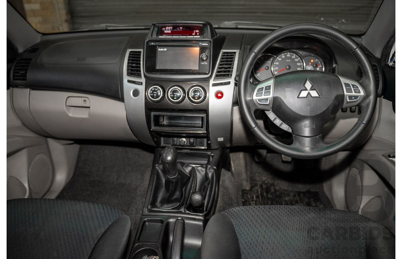 08/2014 Mitsubishi Challenger (4x4) PC MY14 4d Wagon White 2.5L