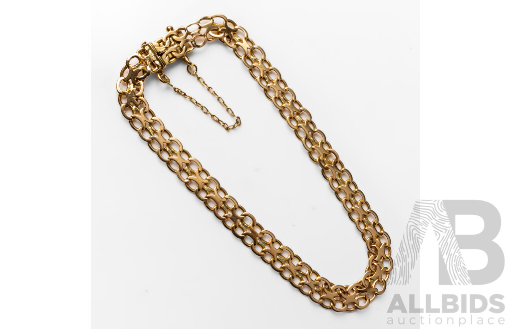 Vintage 18ct Yellow Gold Fancy 'XO' Chain Link Bracelet. Length - 20cms - 9.67gms