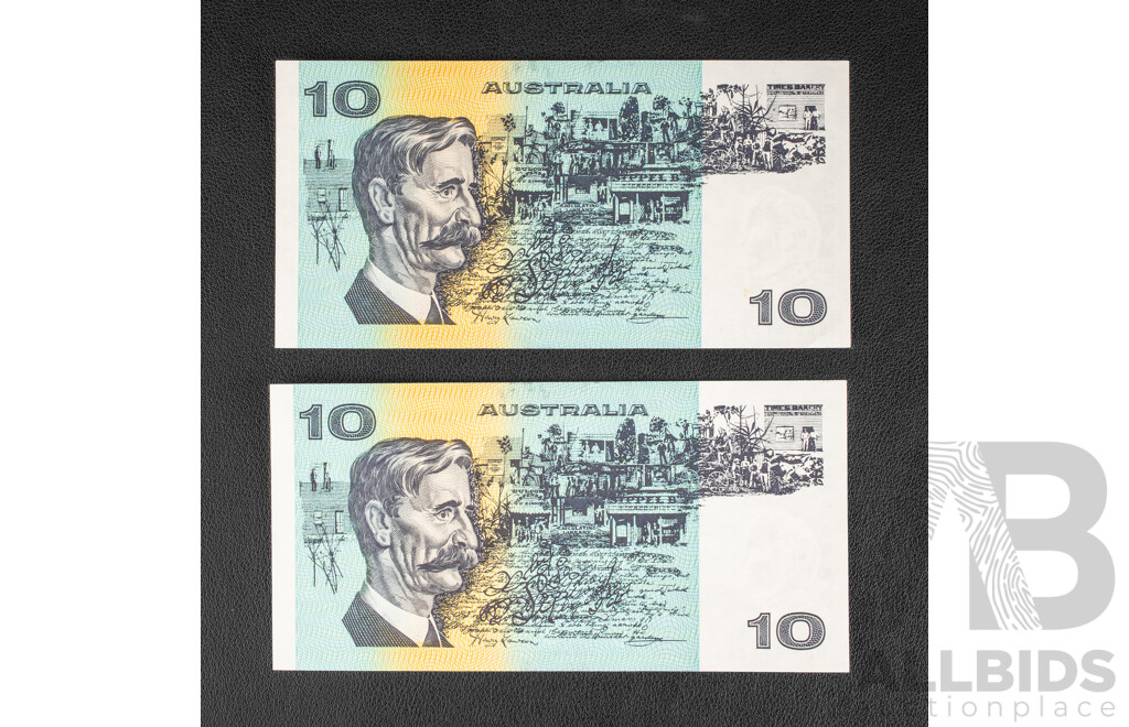 Two Australian 1985 UNC Ten Dollar Notes, Johnston/Fraser, Consecutive