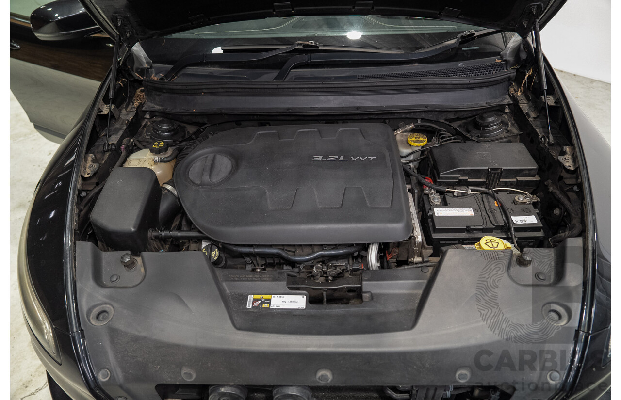 09/2014 Jeep Cherokee LONGITUDE (4x4) KL MY15 4d Wagon Black 3.2L