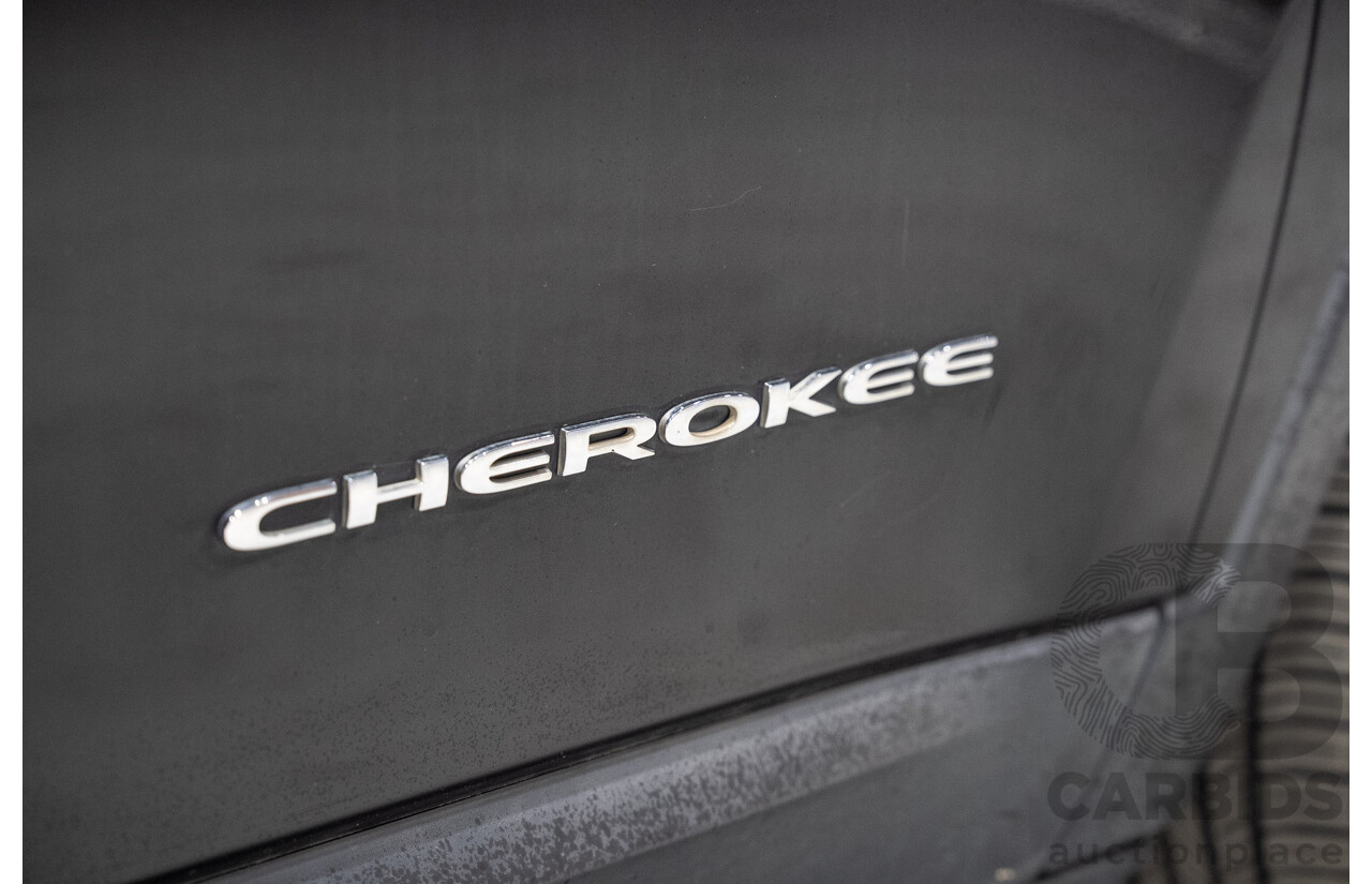 09/2014 Jeep Cherokee LONGITUDE (4x4) KL MY15 4d Wagon Black 3.2L
