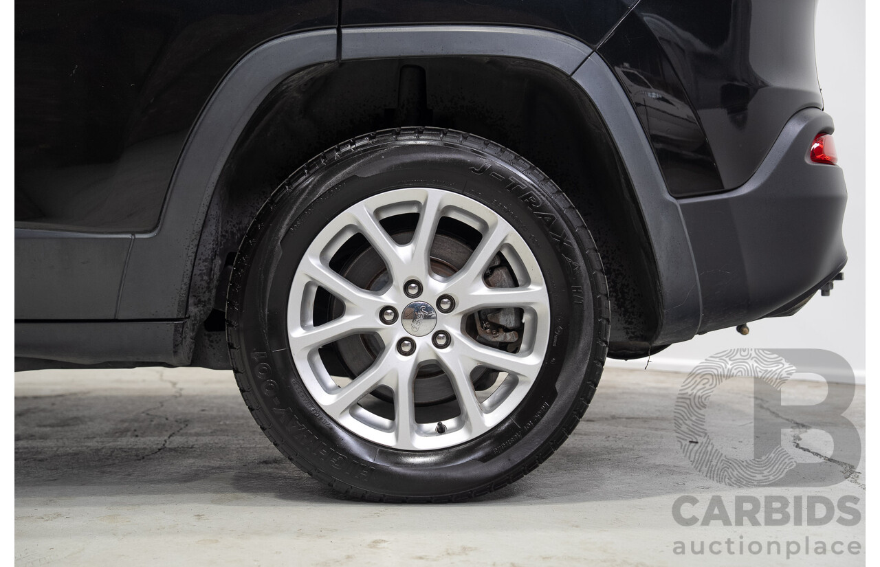 09/2014 Jeep Cherokee LONGITUDE (4x4) KL MY15 4d Wagon Black 3.2L