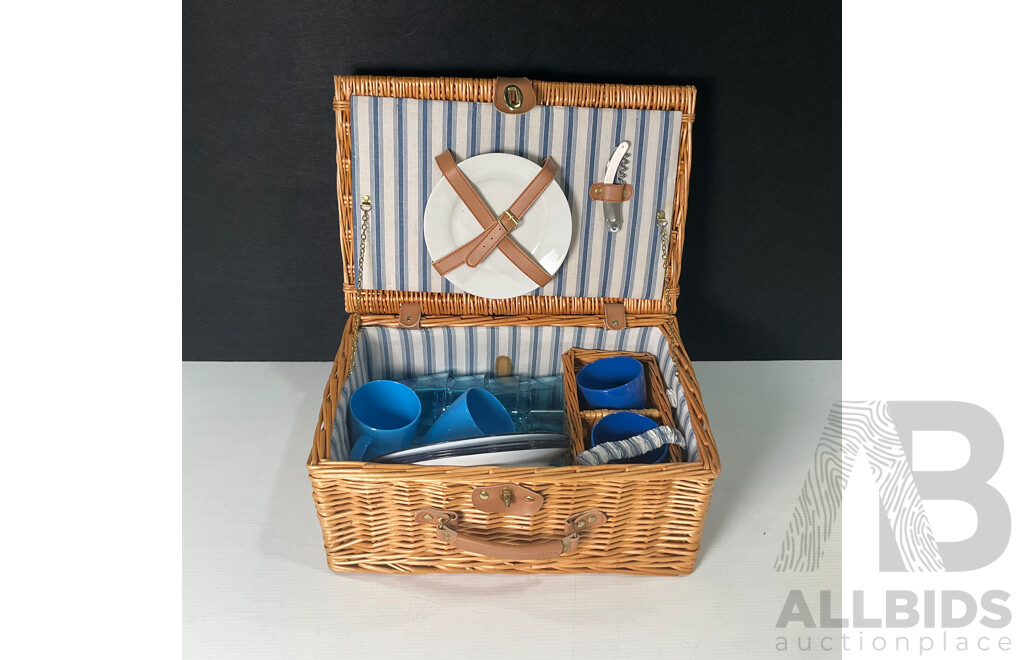 Vintage Wicker Picnic Basket with Picnic Accessories