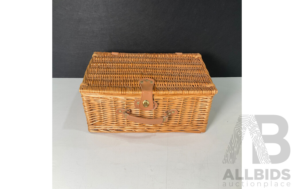 Vintage Wicker Picnic Basket with Picnic Accessories