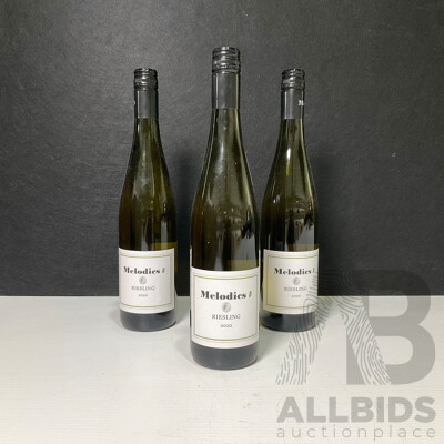 Set Off Three Melodies Riesling Wine