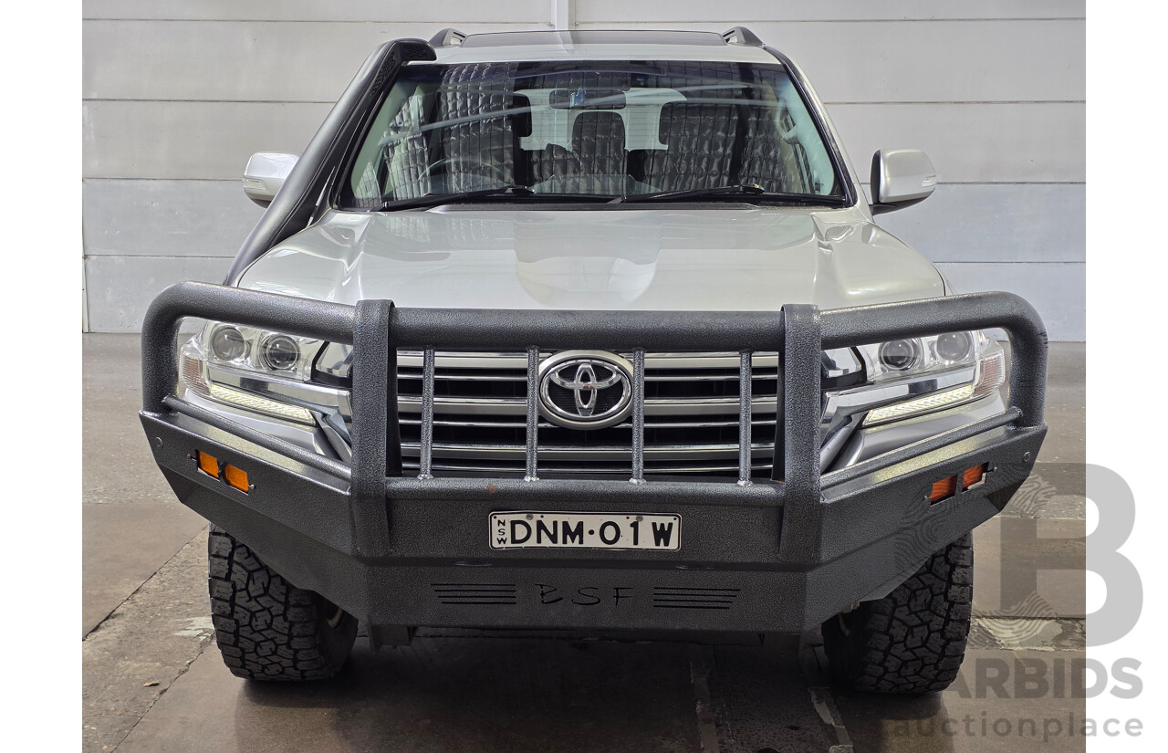 07/2017 Toyota Landcruiser VX (4x4) VDJ200R MY16 4d Wagon Silver 4.5L