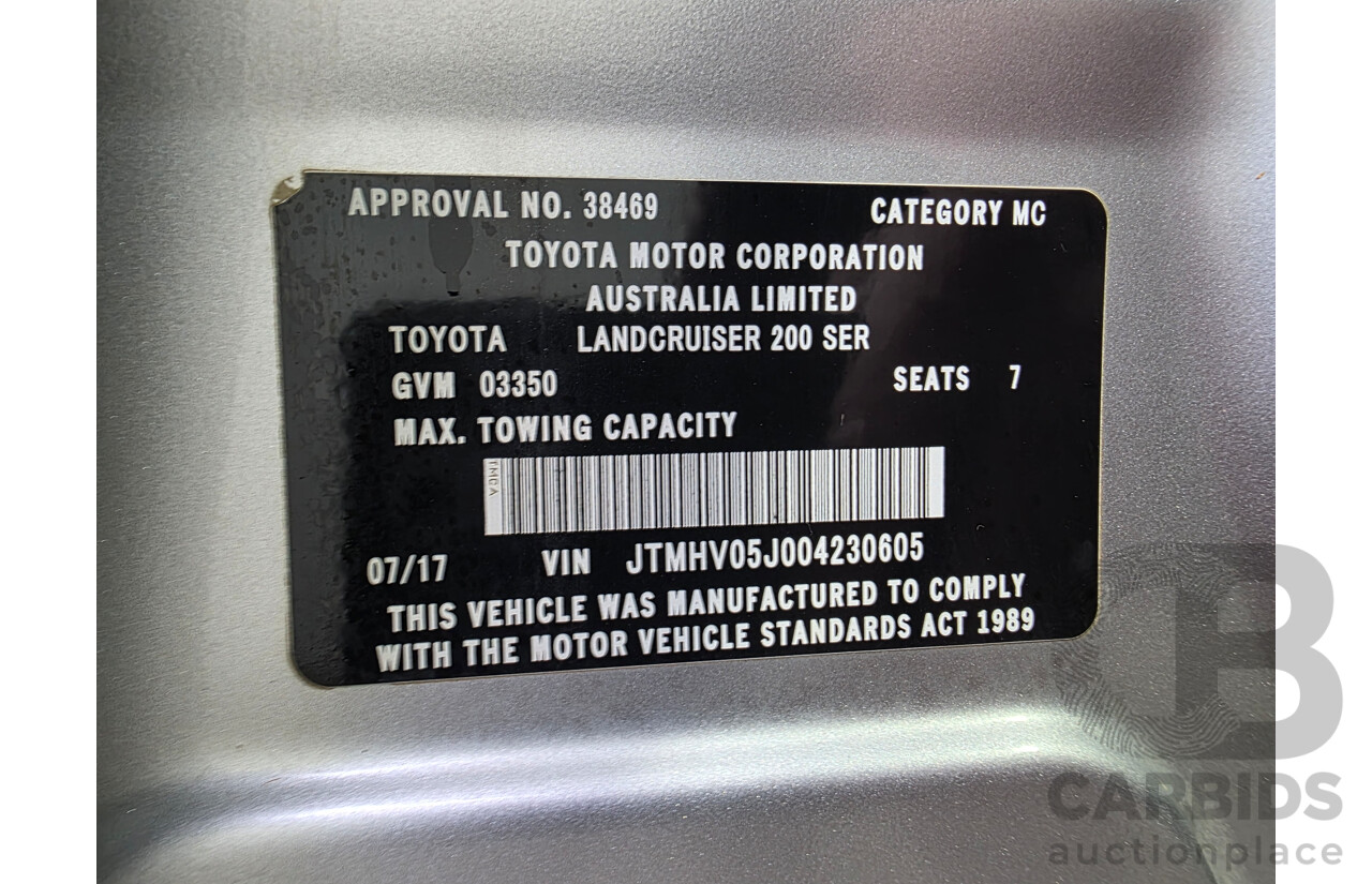 07/2017 Toyota Landcruiser VX (4x4) VDJ200R MY16 4d Wagon Silver 4.5L