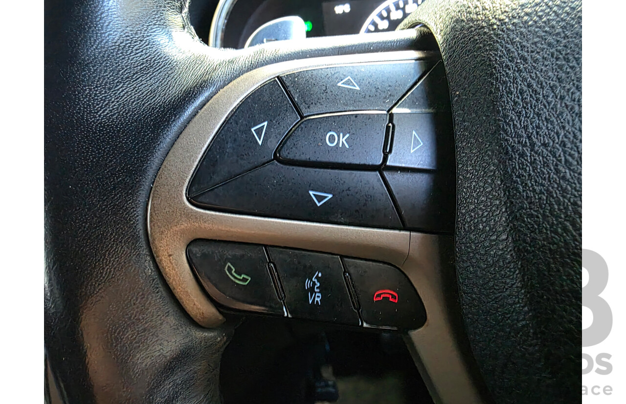 08/2013 Jeep Grand Cherokee LIMITED (4x4) WK MY14 4d Wagon White 3.6L