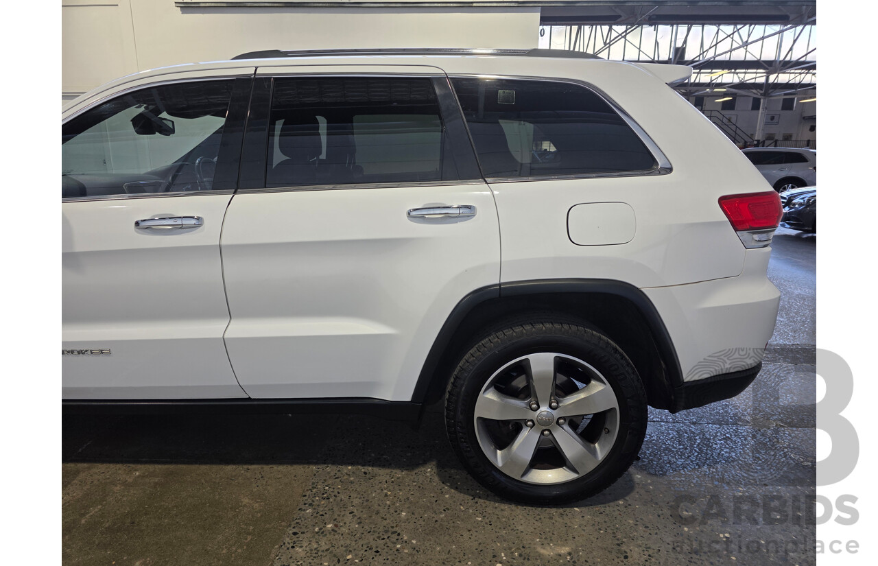 08/2013 Jeep Grand Cherokee LIMITED (4x4) WK MY14 4d Wagon White 3.6L