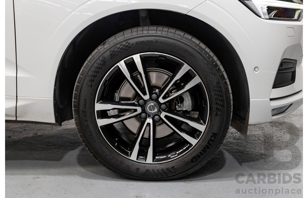 10/2018 Volvo XC60 D4 Momentum (AWD) 246 MY19 4d Wagon Ice White Twin Turbo Diesel 2.0L