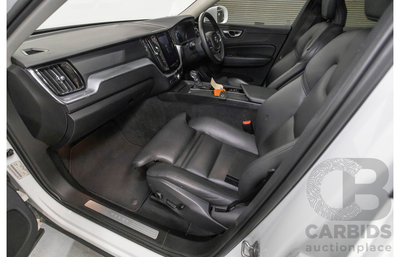 10/2018 Volvo XC60 D4 Momentum (AWD) 246 MY19 4d Wagon Ice White Twin Turbo Diesel 2.0L