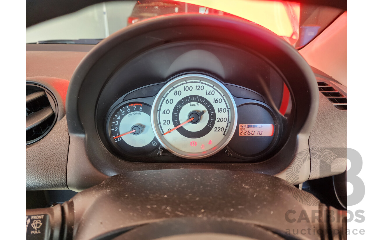 06/2010 Mazda Mazda2 MAXX DE 5d Hatchback Red 1.5L