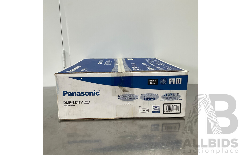 PANASONIC DIGA (DMR-EZ47V) DVD Recorder and VCR Combo Player