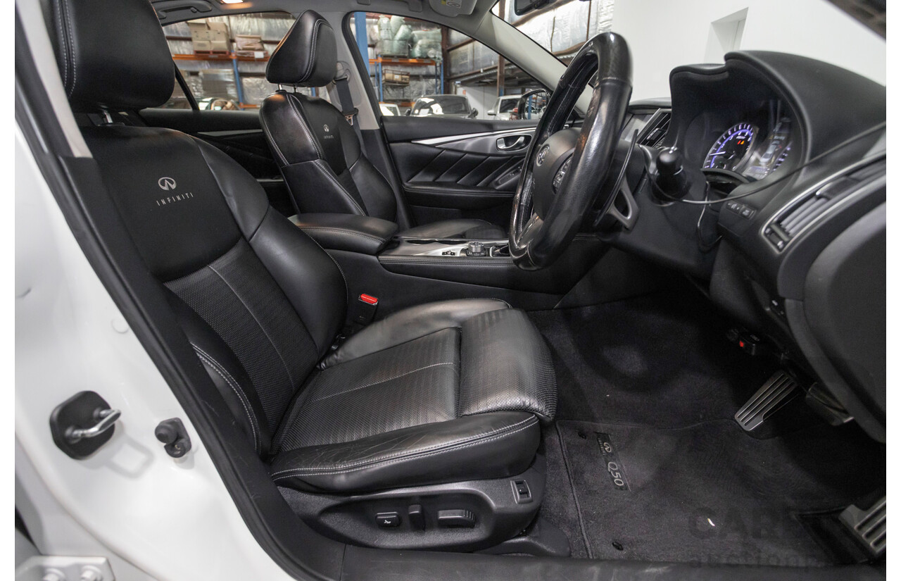 8/2014 Infiniti Q50s Hybrid Premium (AWD) V37 4d Sedan Moonlight White Pearl V6 3.5L