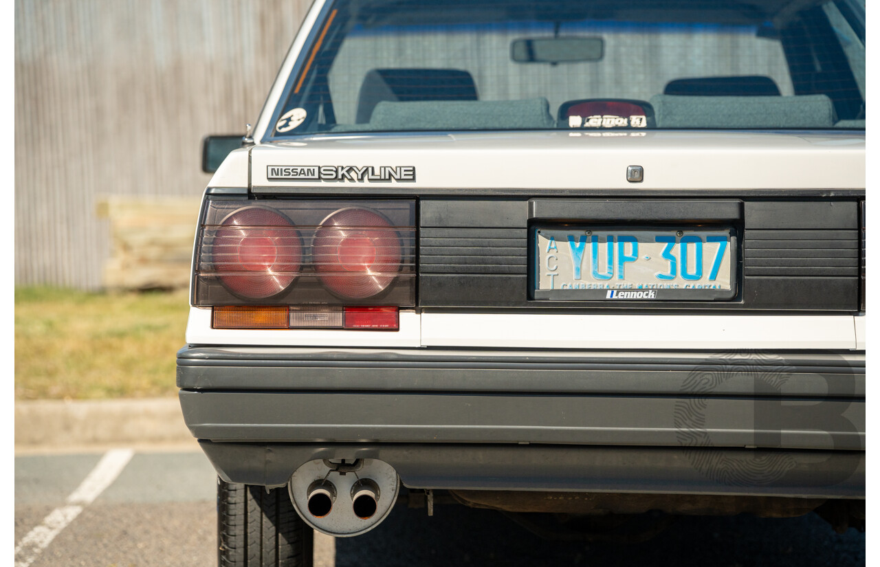 5/1990 Nissan Skyline GXE R31 4d Sedan White 3.0L