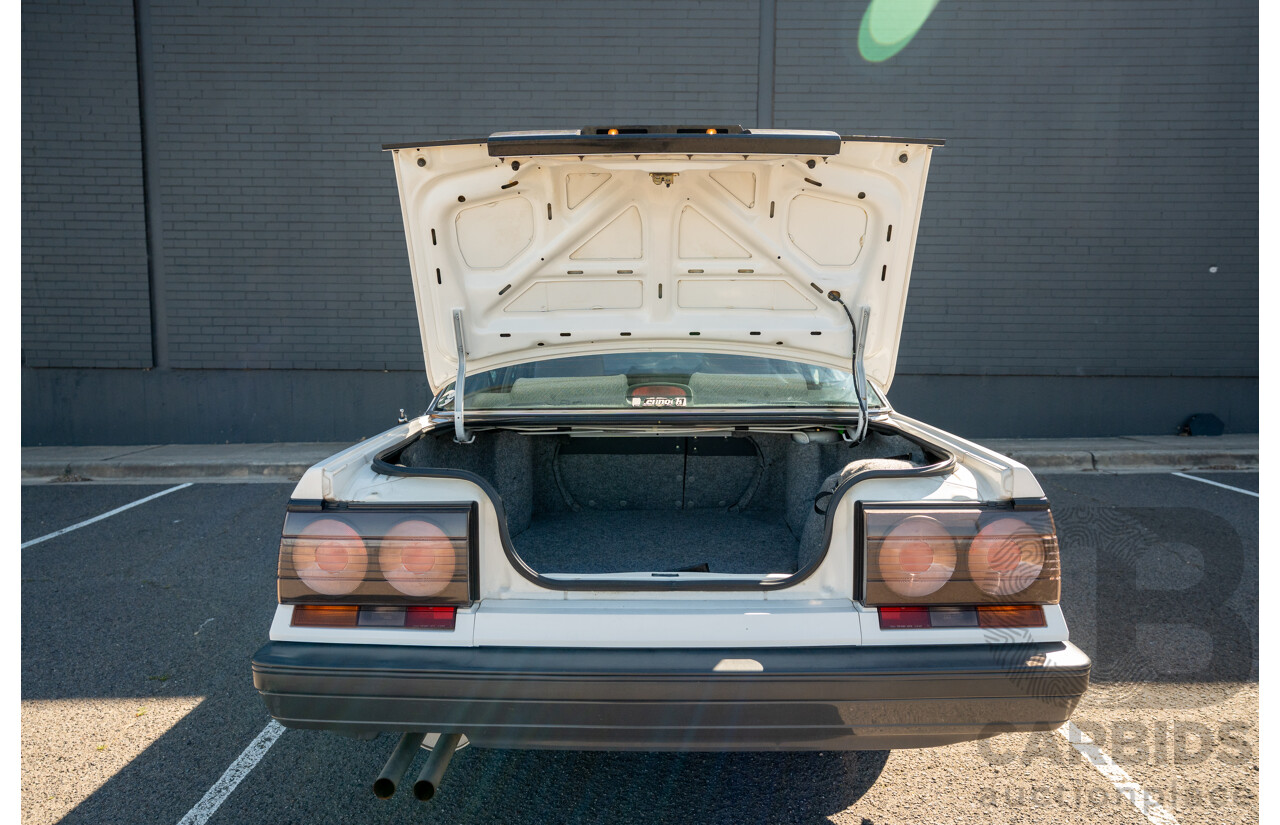 5/1990 Nissan Skyline GXE R31 4d Sedan White 3.0L