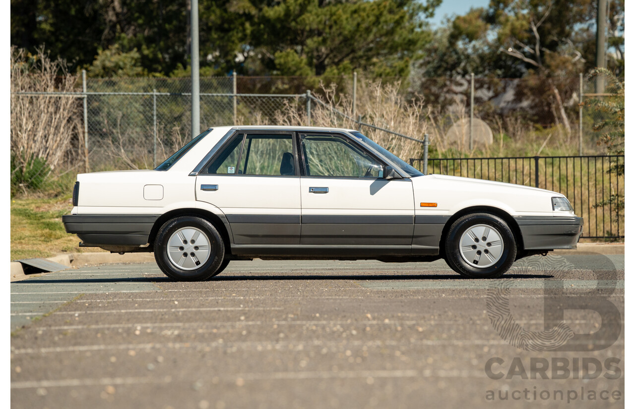 5/1990 Nissan Skyline GXE R31 4d Sedan White 3.0L