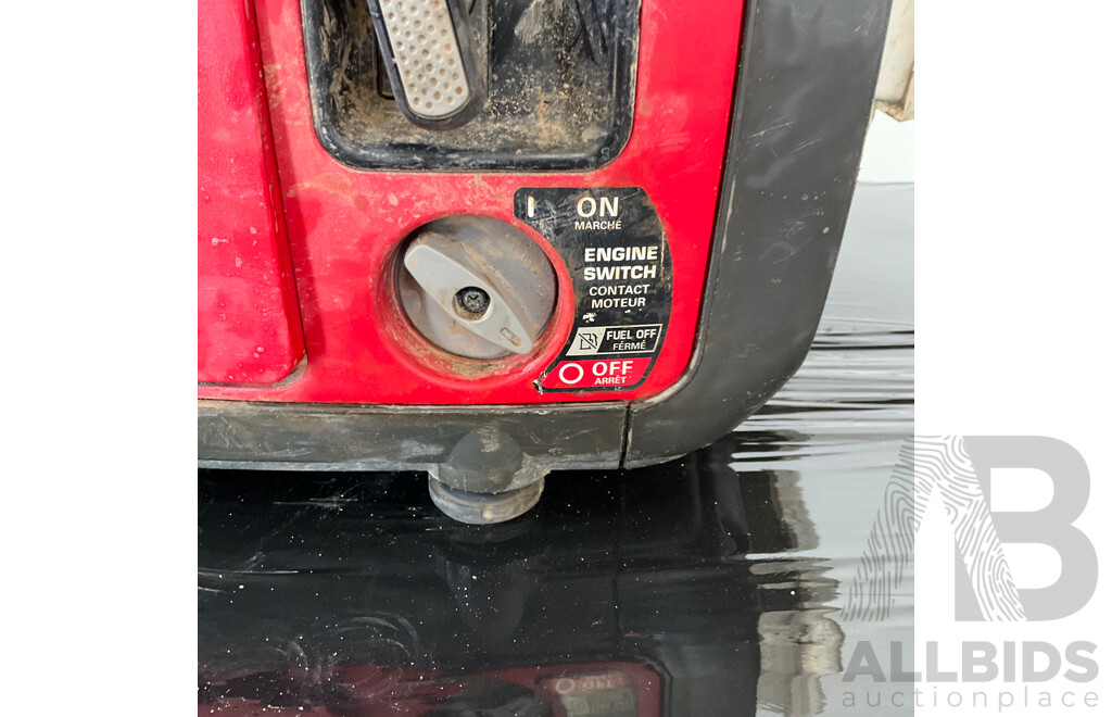 Honda EU22i Portable Inverter Generator