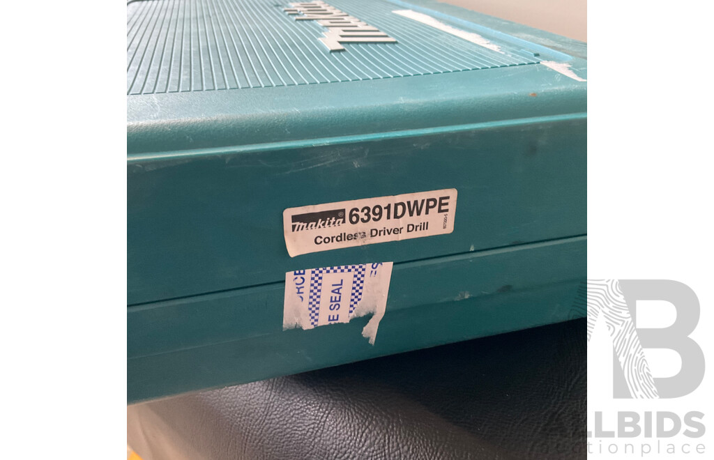 MAKITA Cordless Driver Drill with Carry Case ( 6391DWPE)