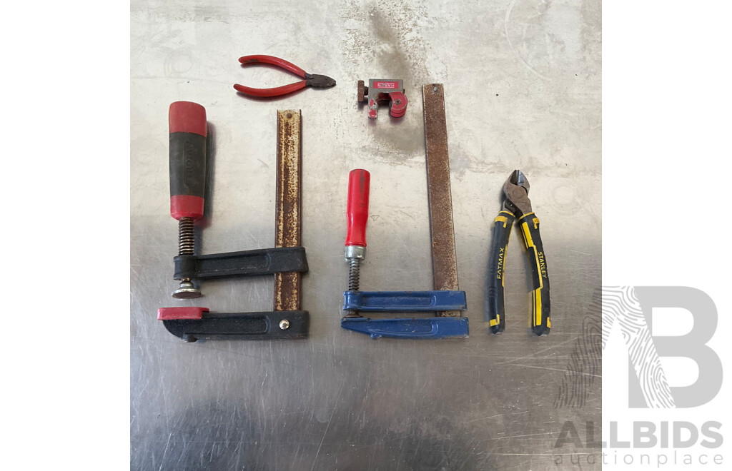 Ozito Orbital Sander & Assorted Tools - LOT of 6