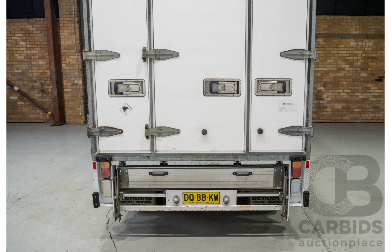 07/2017 Mitsubishi Fuso Canter 515 4.5 MWB 4x2 FE C/Chas Refridgerated White 3.0L