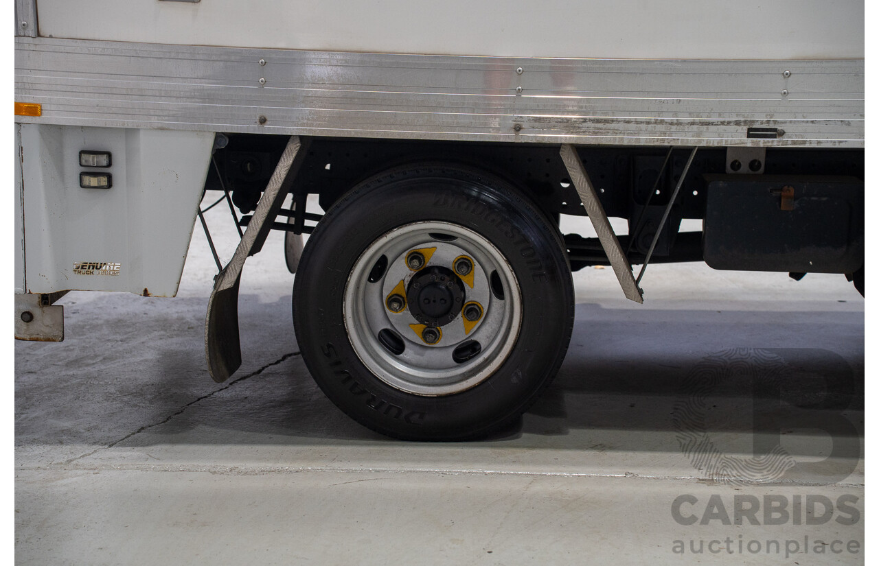 07/2017 Mitsubishi Fuso Canter 515 4.5 MWB 4x2 FE C/Chas Refridgerated White 3.0L