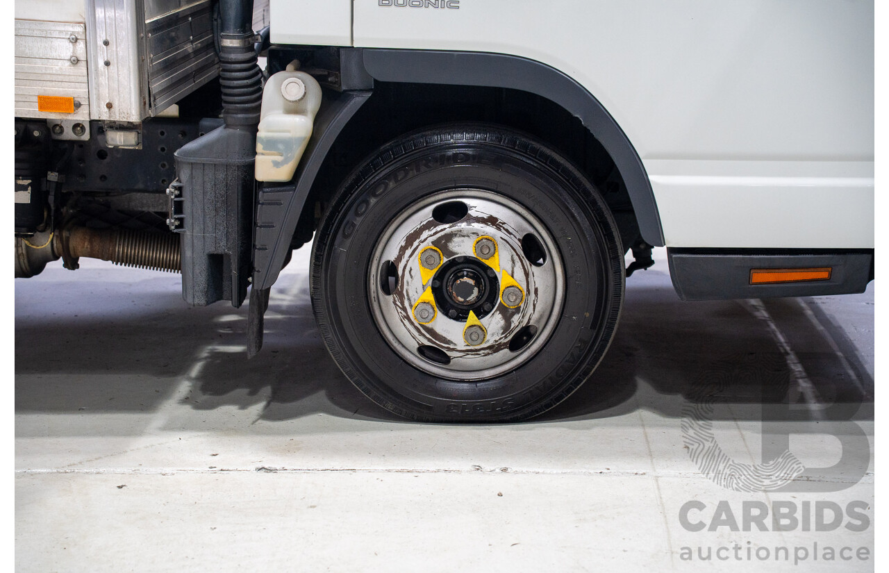 07/2017 Mitsubishi Fuso Canter 515 4.5 MWB 4x2 FE C/Chas Refridgerated White 3.0L
