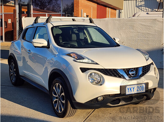 12/2015 Nissan Juke Ti-S (awd) F15 SERIES 2 4d Wagon White 1.6L