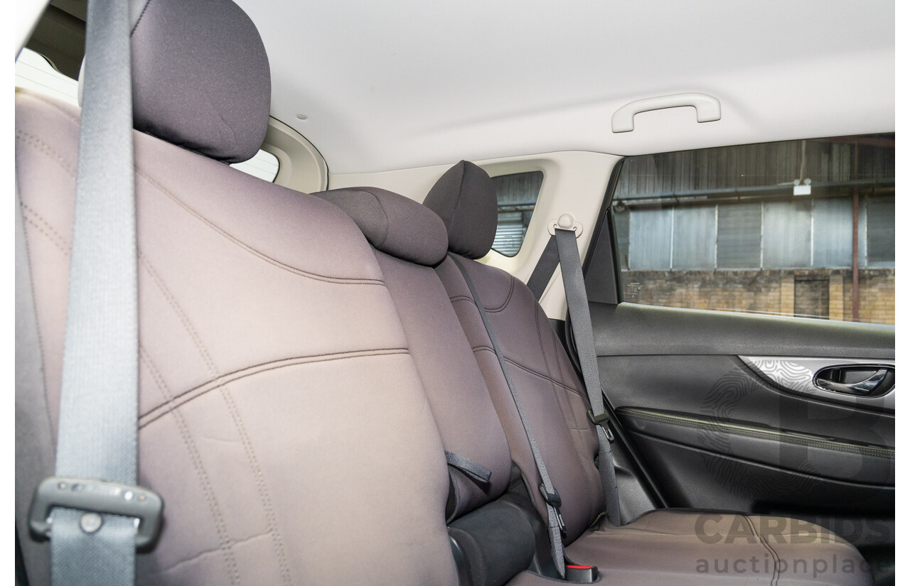 09/2015 Nissan X-Trail ST (4x4) T32 4d Wagon Grey 2.5L