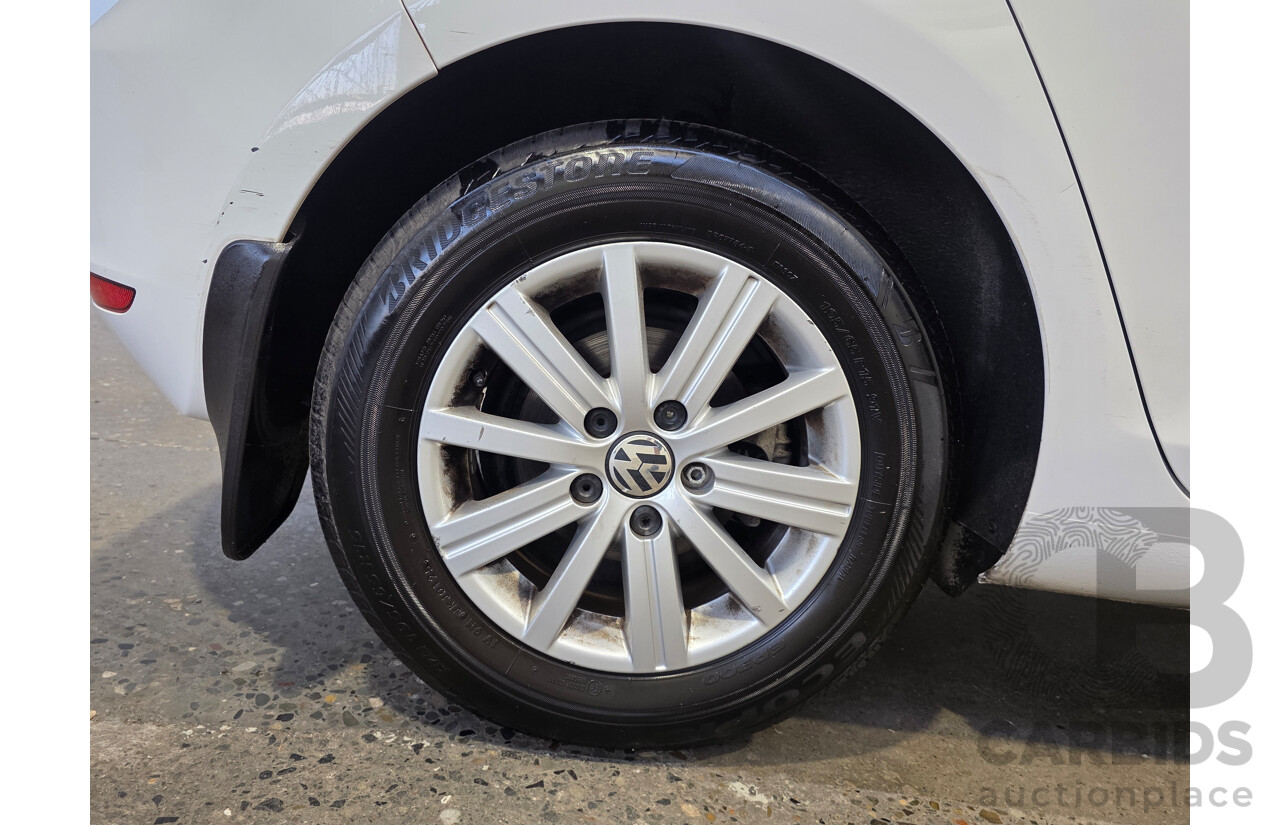 07/2012 Volkswagen Golf 90TSI Trendline 1K MY13 5d Hatchback White 1.4L