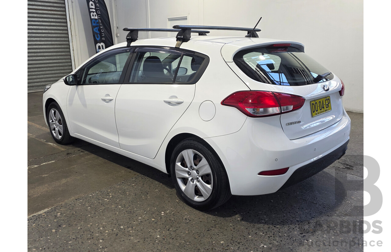 05/2015 Kia Cerato S YD MY15 5d Hatchback White 1.8L