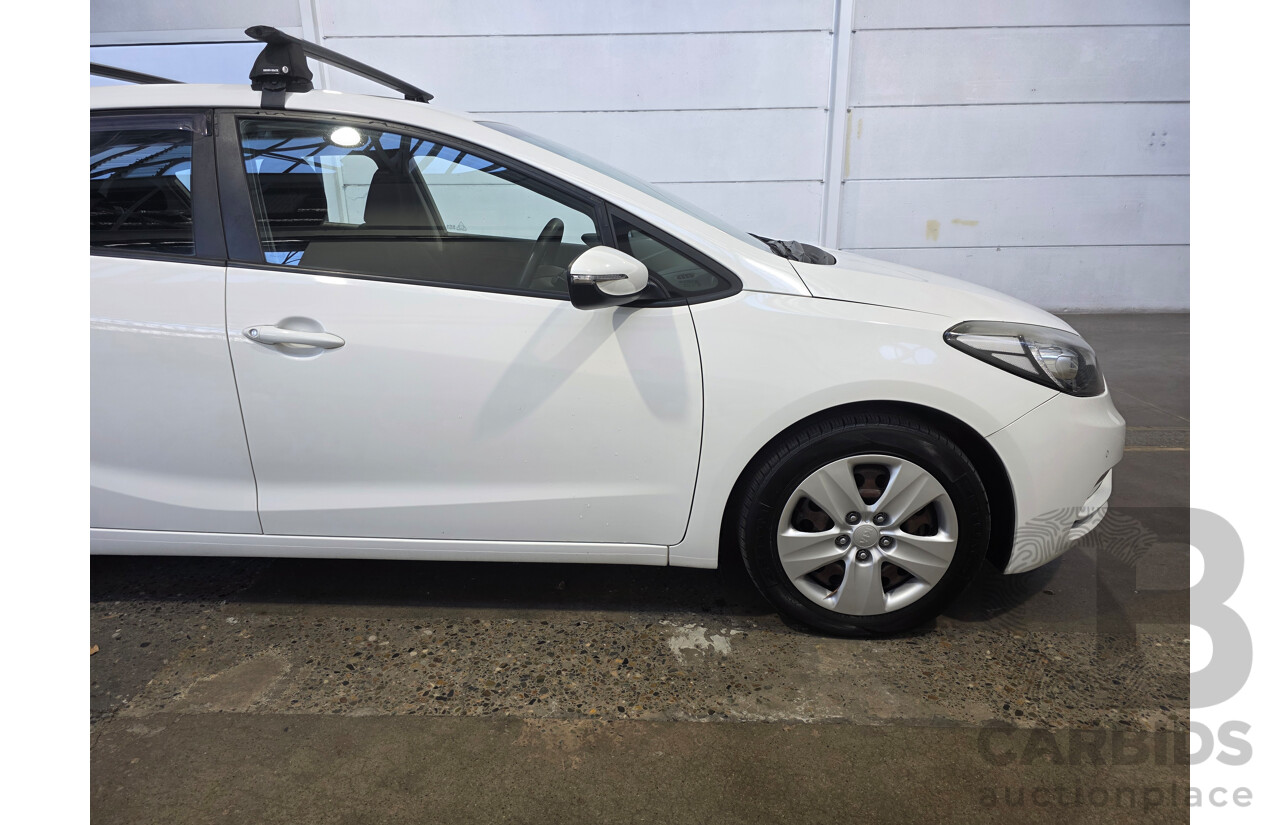 05/2015 Kia Cerato S YD MY15 5d Hatchback White 1.8L