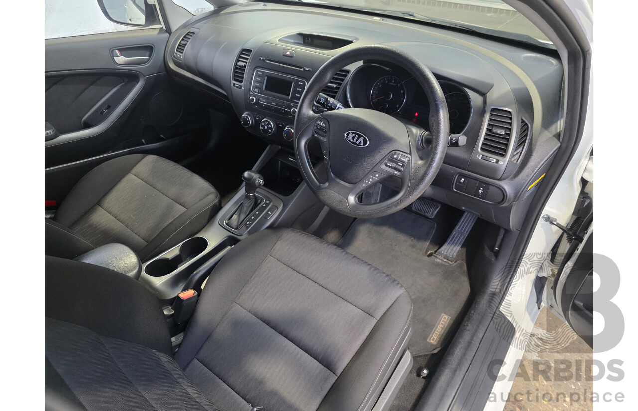 05/2015 Kia Cerato S YD MY15 5d Hatchback White 1.8L