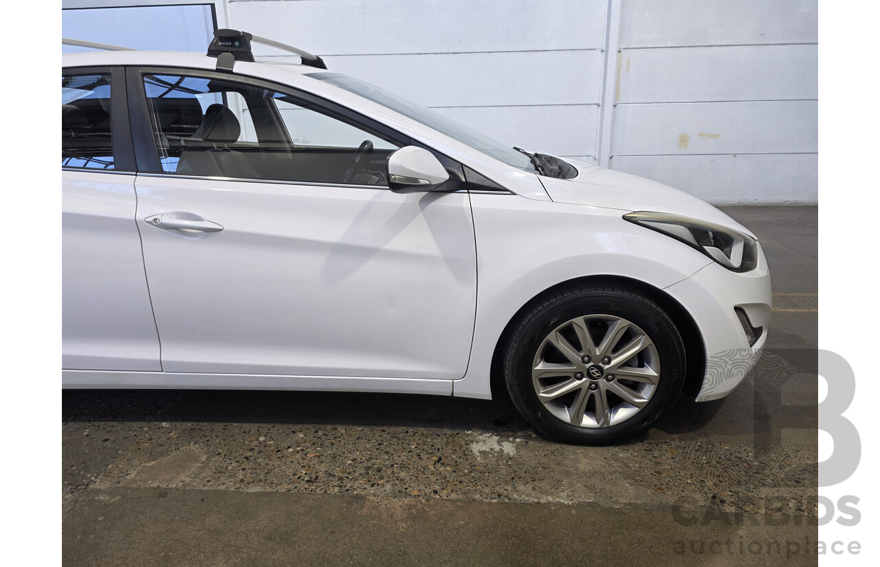 07/2015 Hyundai Elantra Active SPECIAL EDITION MD SERIES 2 (MD3) 4d Sedan White 1.8L