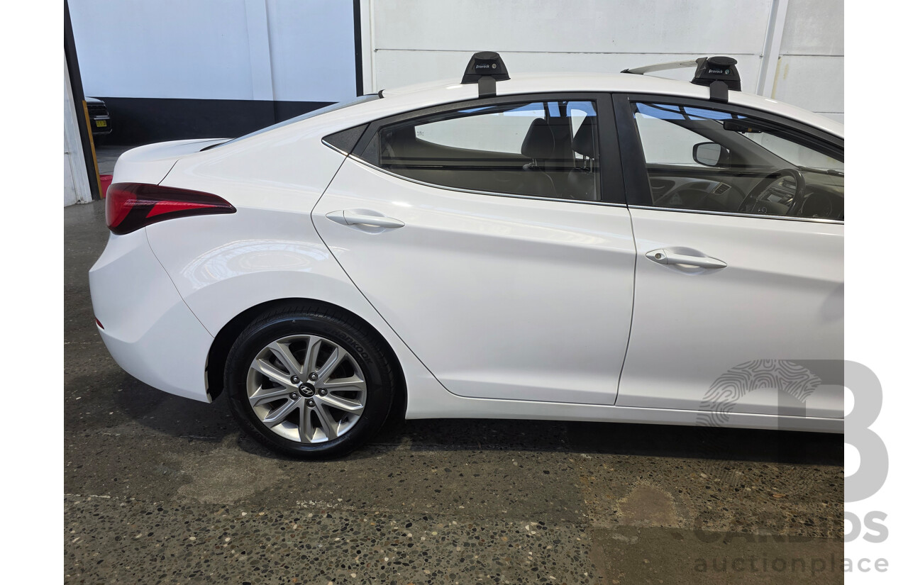 07/2015 Hyundai Elantra Active SPECIAL EDITION MD SERIES 2 (MD3) 4d Sedan White 1.8L