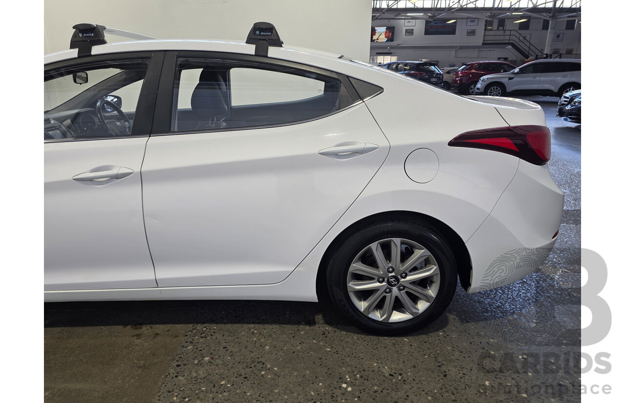 07/2015 Hyundai Elantra Active SPECIAL EDITION MD SERIES 2 (MD3) 4d Sedan White 1.8L