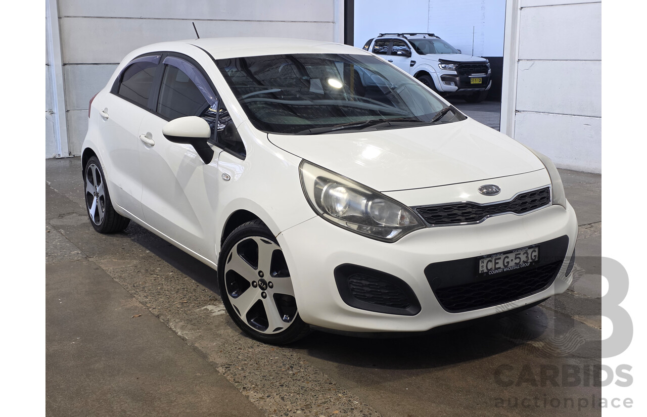 03/2012 Kia Rio S UB 5d Hatchback White 1.4L
