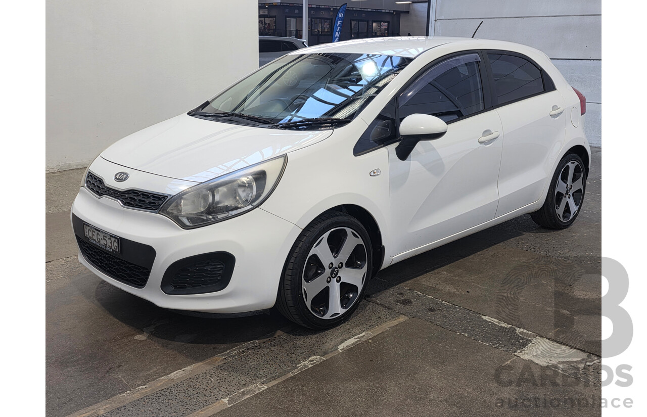 03/2012 Kia Rio S UB 5d Hatchback White 1.4L