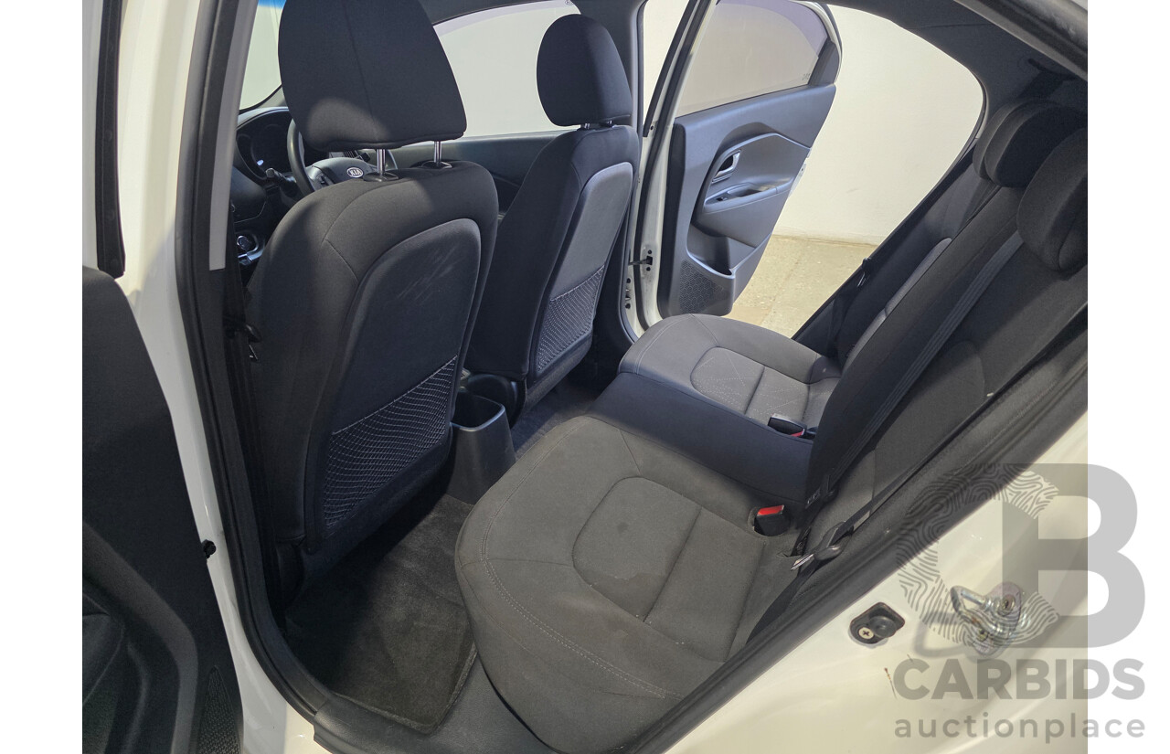 03/2012 Kia Rio S UB 5d Hatchback White 1.4L