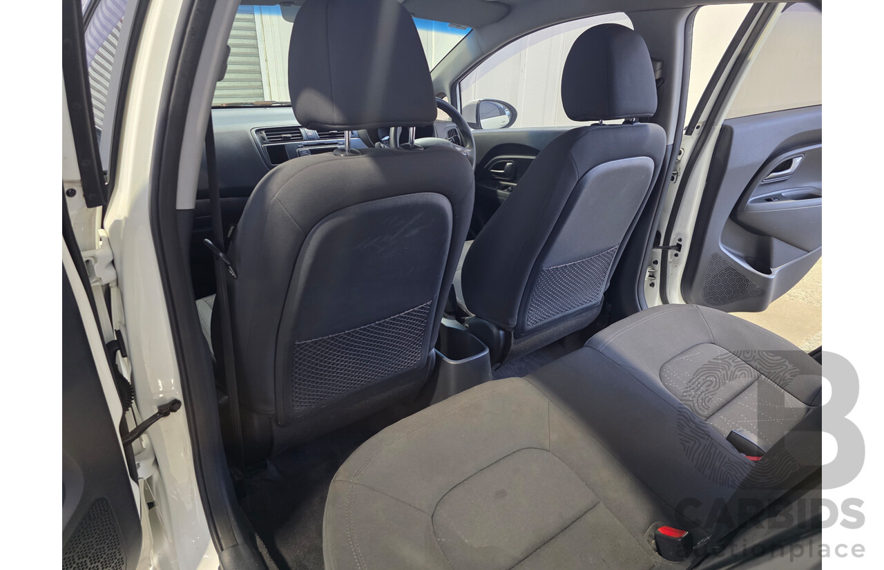 03/2012 Kia Rio S UB 5d Hatchback White 1.4L