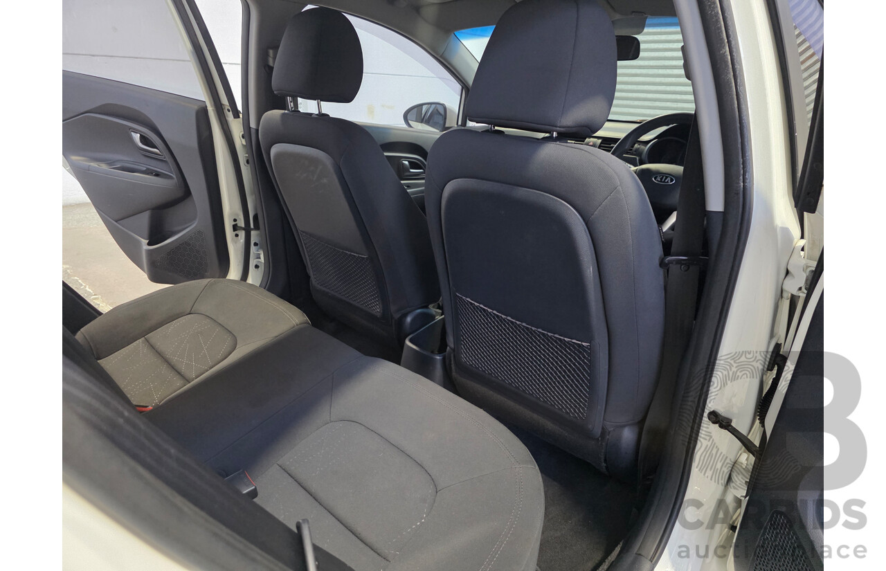 03/2012 Kia Rio S UB 5d Hatchback White 1.4L