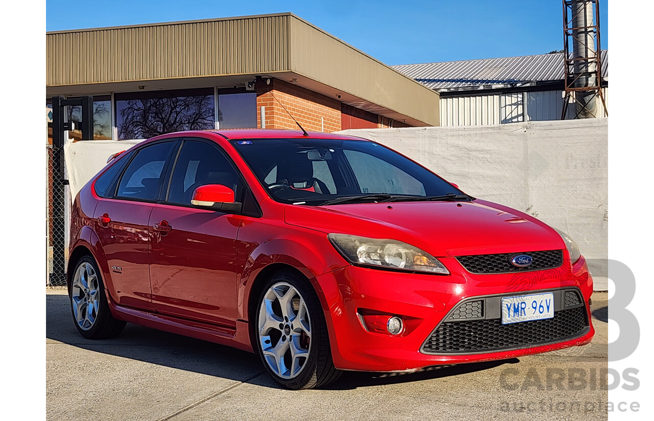 12/2010 Ford Focus XR5 Turbo LV 5d Hatchback Red 2.5L