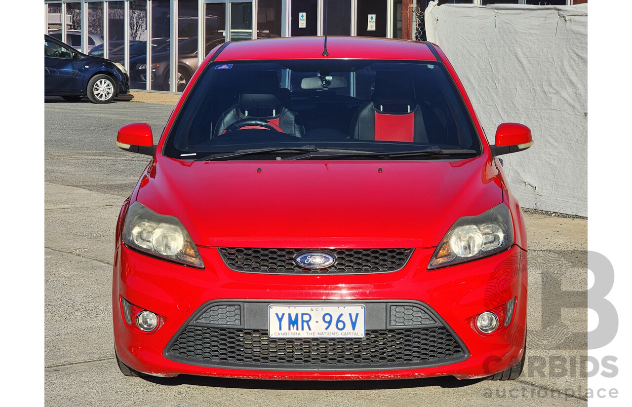 12/2010 Ford Focus XR5 Turbo LV 5d Hatchback Red 2.5L